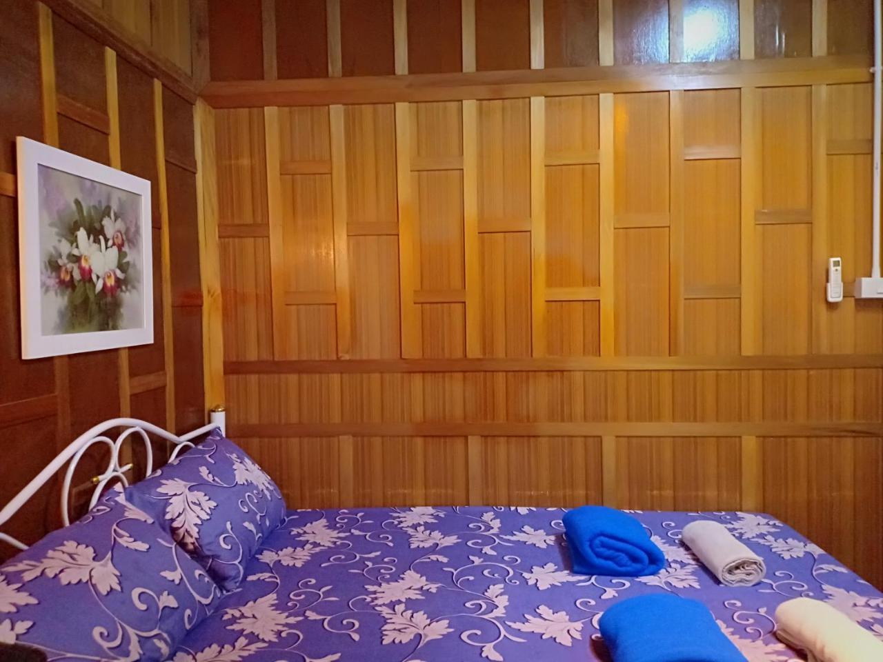 Santo House Hotel Bangkok Ngoại thất bức ảnh