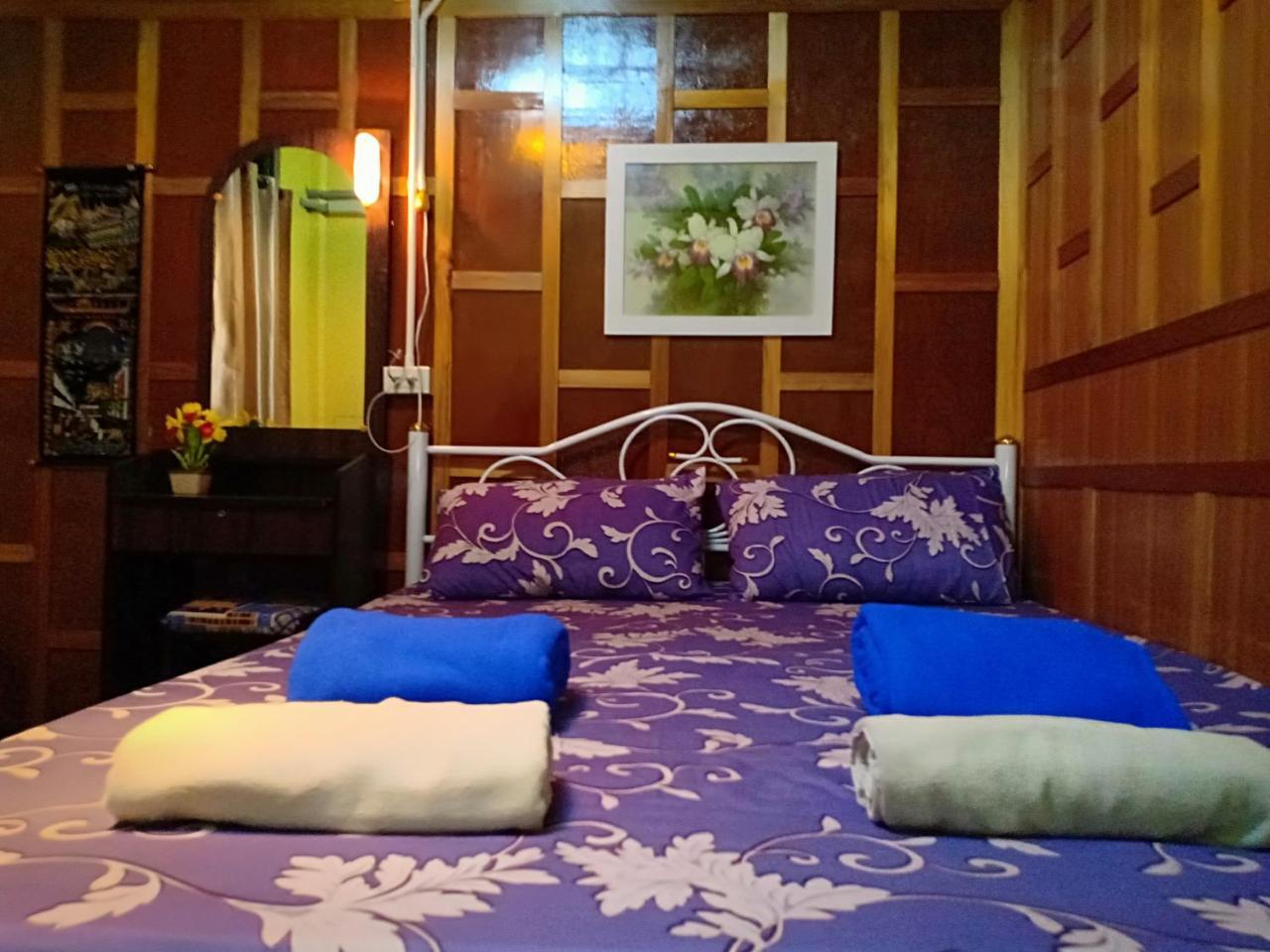Santo House Hotel Bangkok Ngoại thất bức ảnh