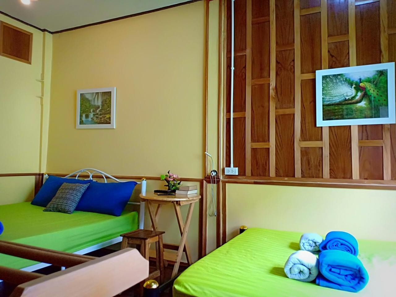 Santo House Hotel Bangkok Ngoại thất bức ảnh
