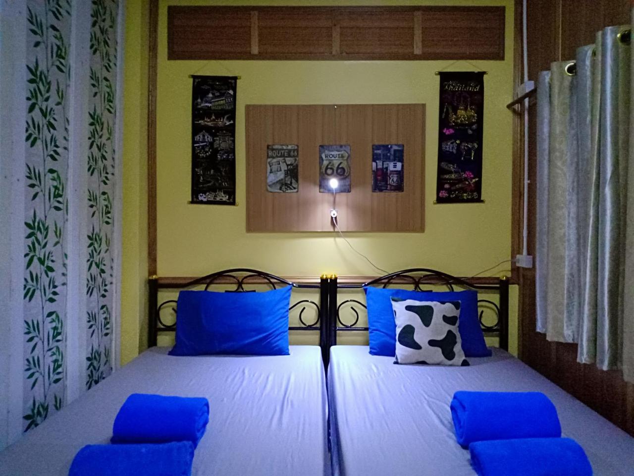 Santo House Hotel Bangkok Ngoại thất bức ảnh