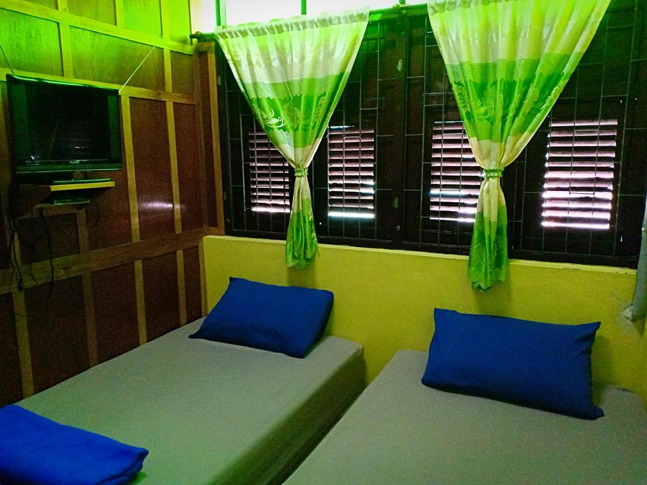 Santo House Hotel Bangkok Ngoại thất bức ảnh