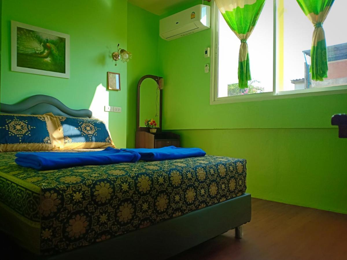 Santo House Hotel Bangkok Ngoại thất bức ảnh