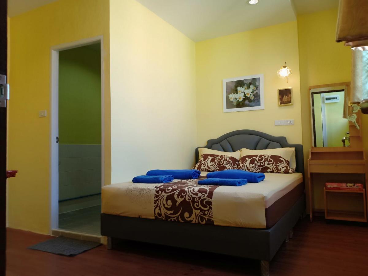 Santo House Hotel Bangkok Ngoại thất bức ảnh