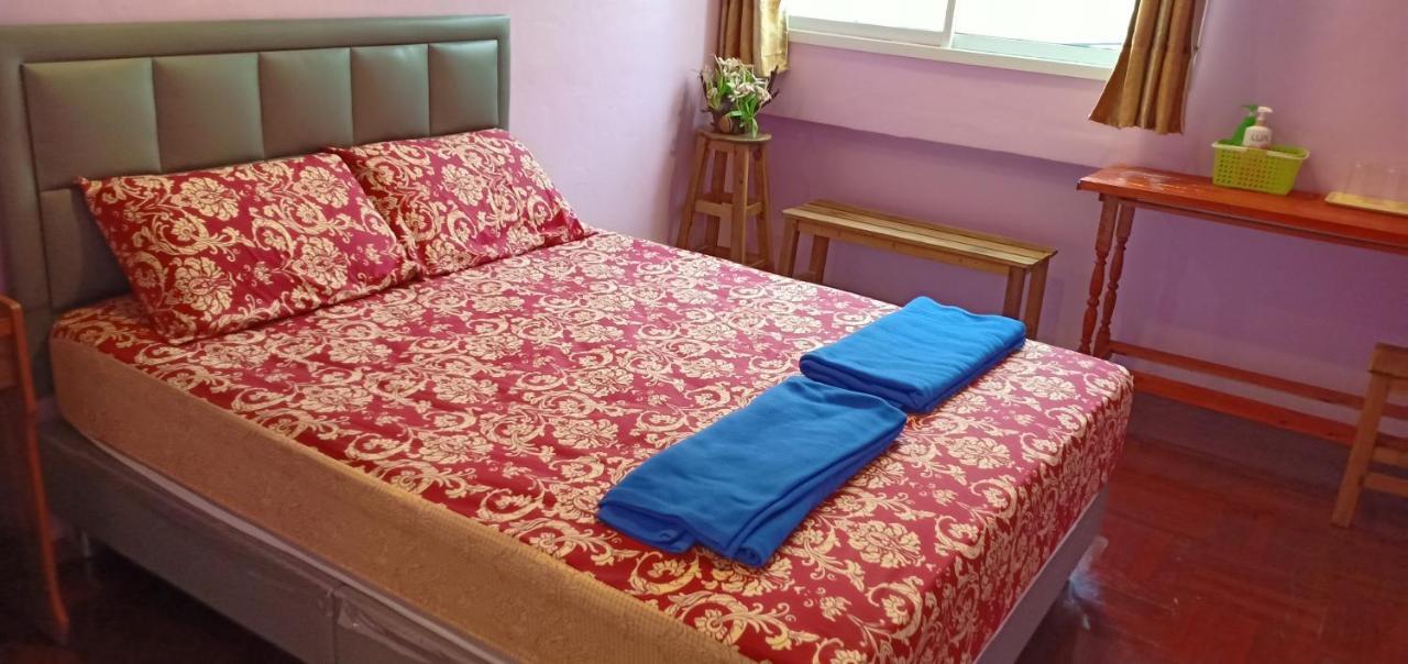 Santo House Hotel Bangkok Ngoại thất bức ảnh